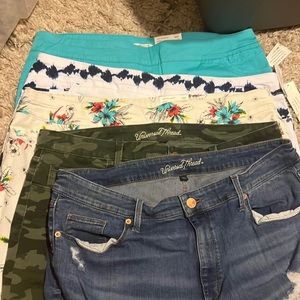 5 pair of assorted shorts